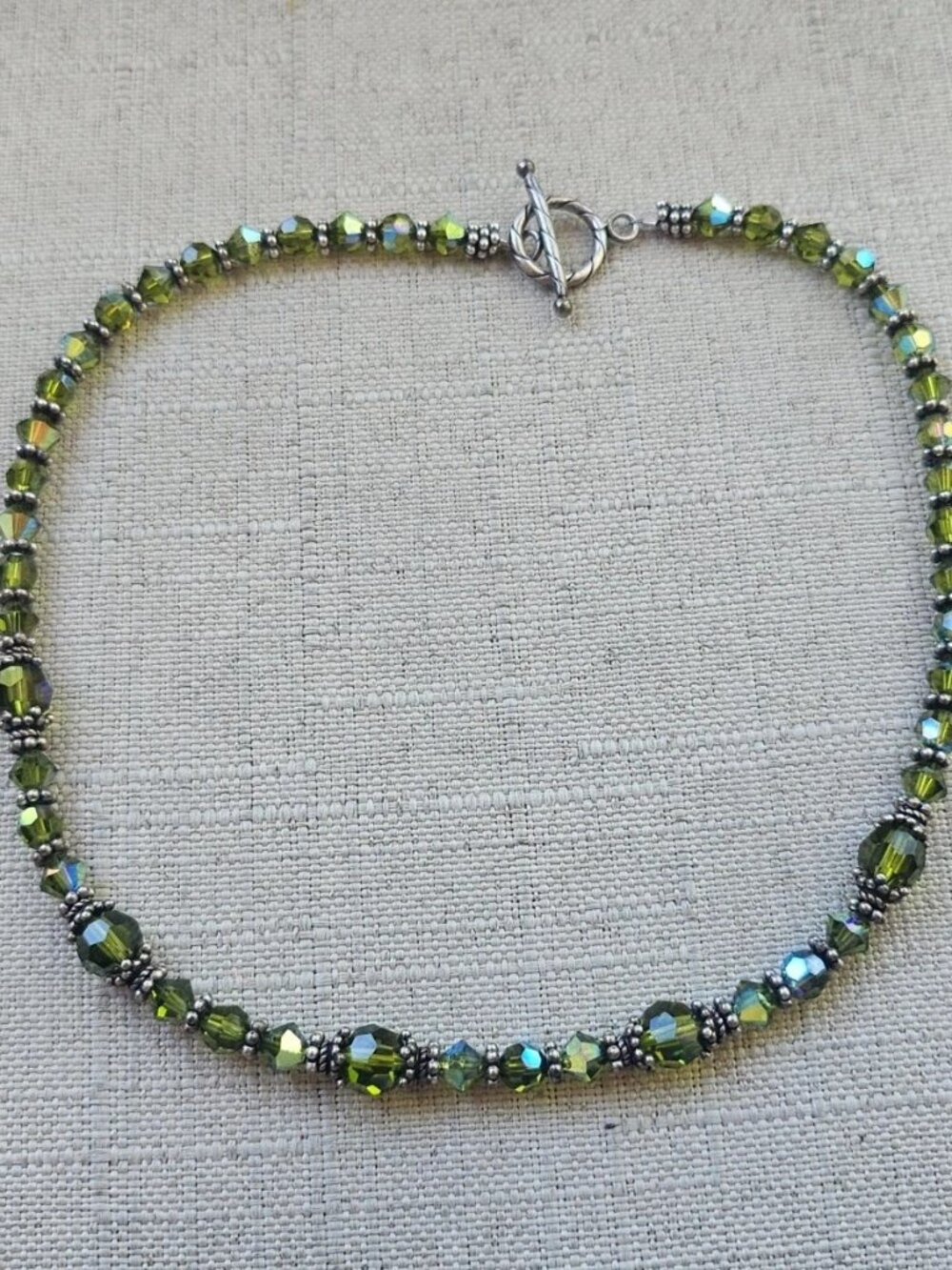 Vintage Choker Necklace Sterling Silver With Green Beads Comes in a Box - Picture 3 of 14